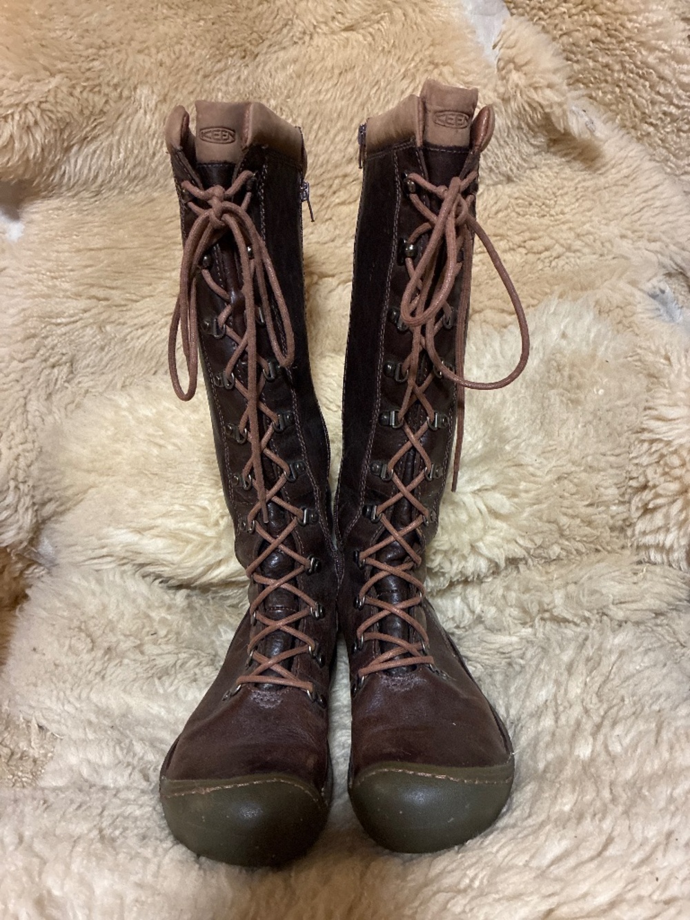 Fantastic KEEN lace up, knee high boots!